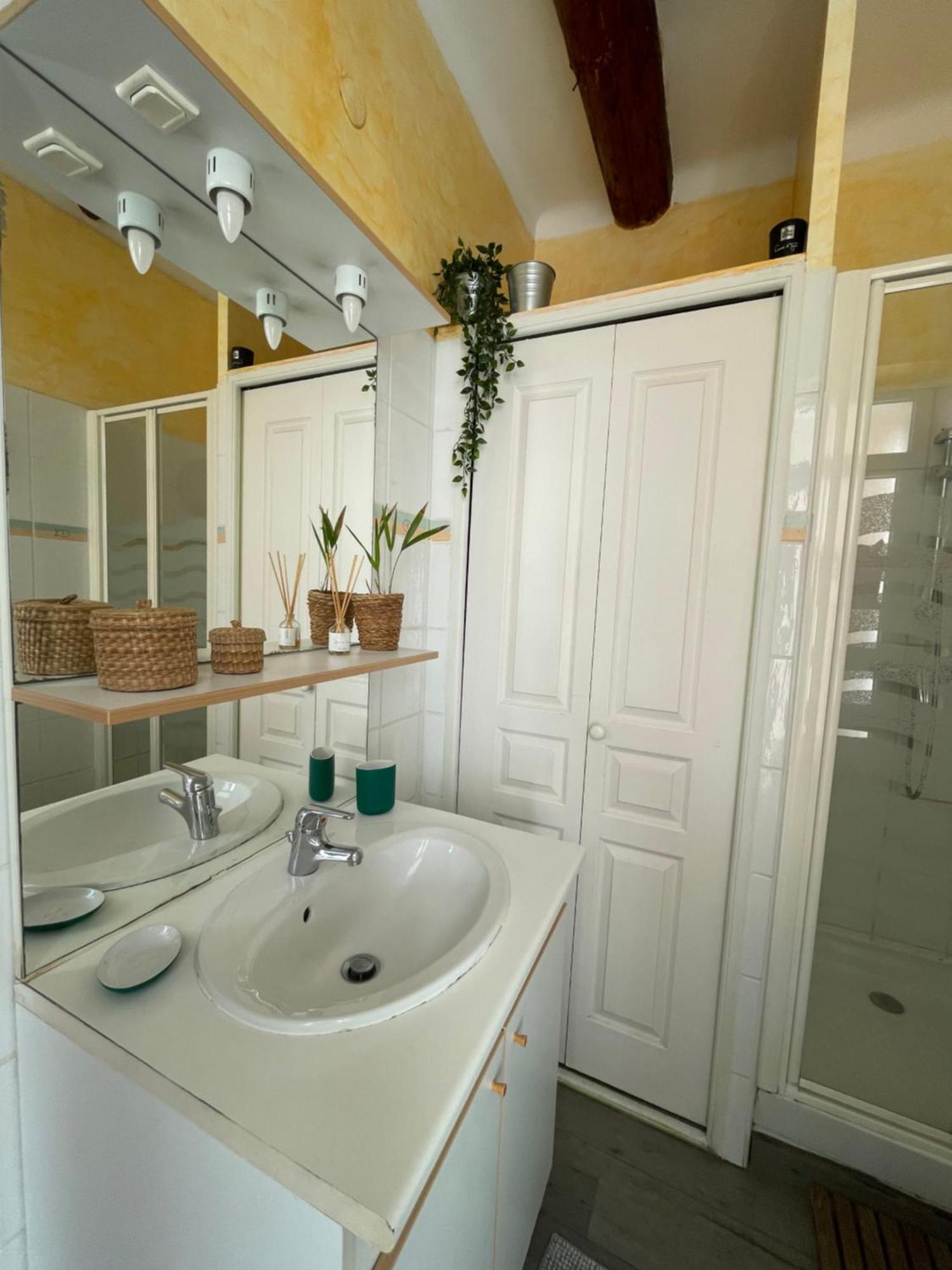 Ferienwohnung Les 12 Sables Le Lavandou Exterior foto