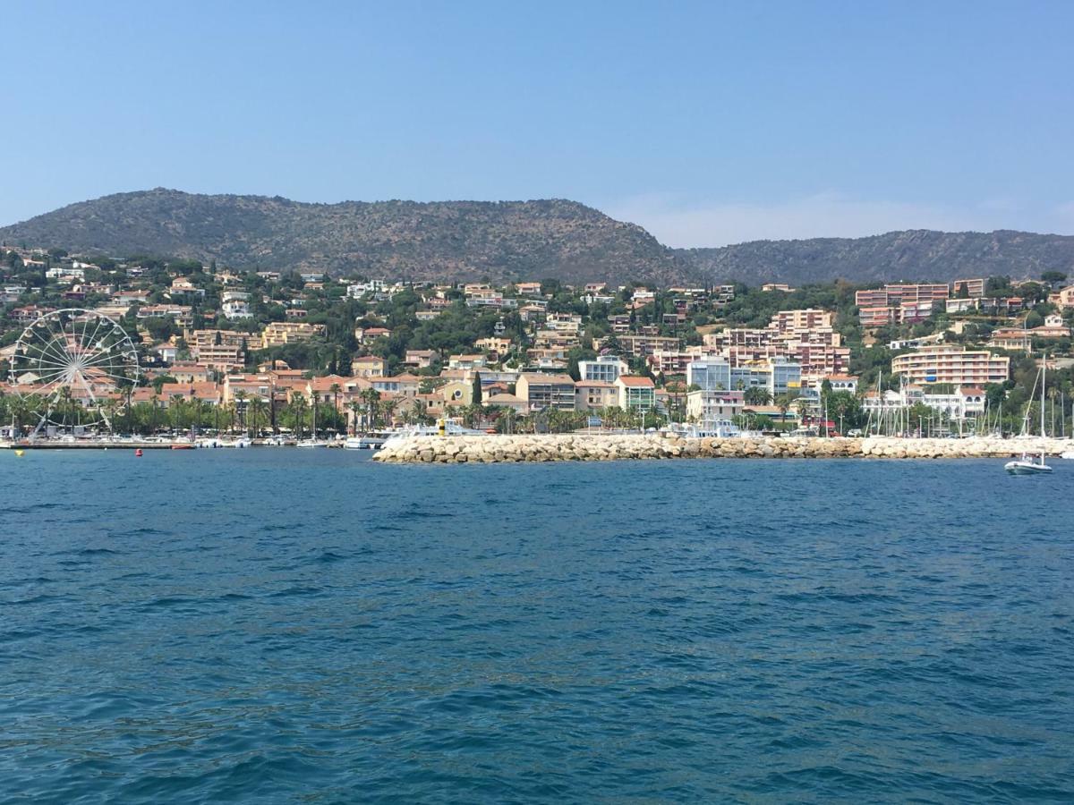 Ferienwohnung Les 12 Sables Le Lavandou Exterior foto